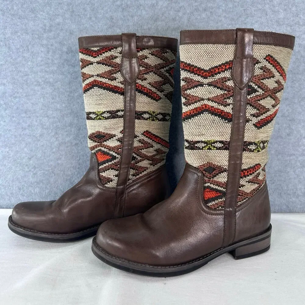 Eric Michael Women 38 US 7.5-8 Tapestry Brown Leather Pull On Southwestern Boots